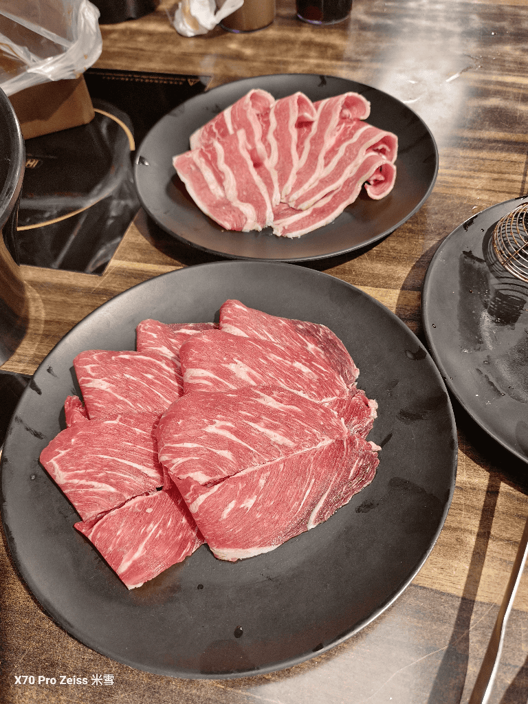 【桃園吃到飽】孫太太嚴選超市火鍋中壢,肉品和海鮮都不錯的平價吃到飽😸 - 第10張圖 【桃園吃到飽】孫太太嚴選超市火鍋中壢,肉品和海鮮都不錯的平價吃到飽😸