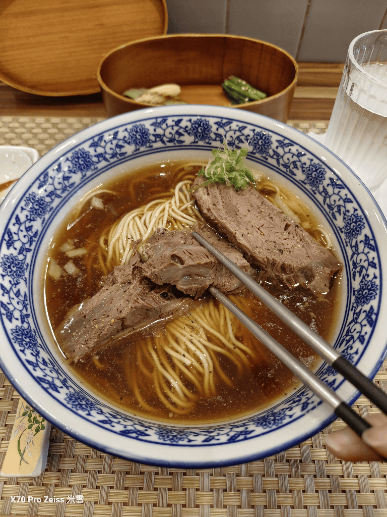 【台北美食】江牛樓,榮獲500盤的牛肉麵開箱 - 第9張圖 【台北美食】江牛樓,榮獲500盤的牛肉麵開箱