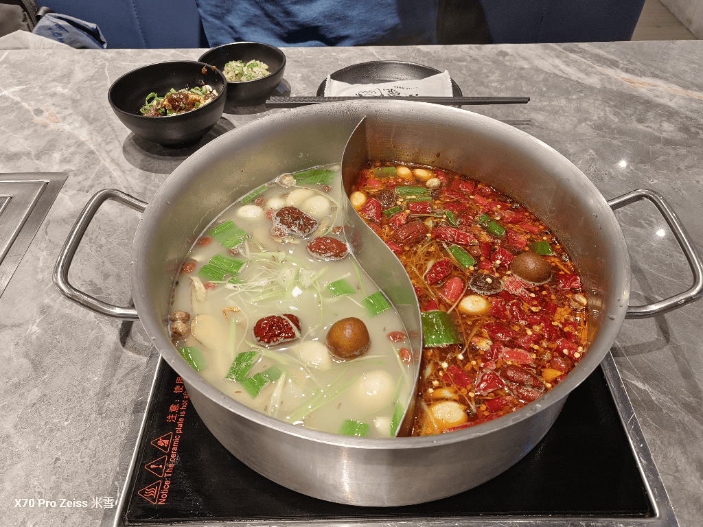 【桃園吃到飽】小蒙牛林口店再訪,A5和牛吃到飽只要$999❤️ - 第11張圖 【桃園吃到飽】小蒙牛林口店再訪,A5和牛吃到飽只要$999❤️
