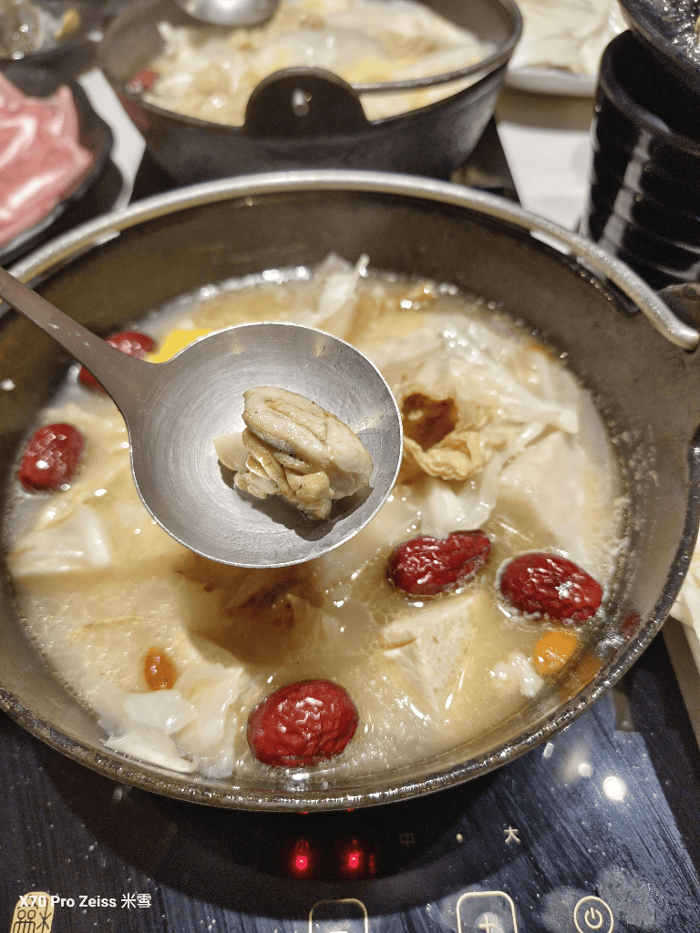 【新莊吃到飽】築間幸福鍋物新莊福海店101訪，平價好吃的鍋物吃到飽！
