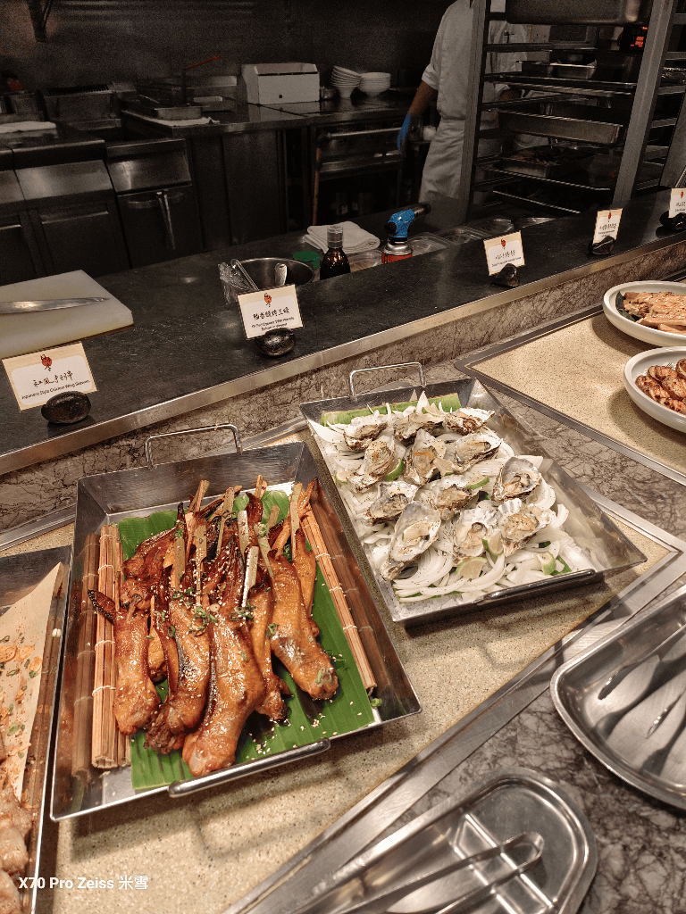 【宜蘭美食】礁溪長榮鳳凰酒店 ,桂冠自助餐廳晚餐開箱🍻 - 第8張圖 【宜蘭美食】礁溪長榮鳳凰酒店 ,桂冠自助餐廳晚餐開箱🍻