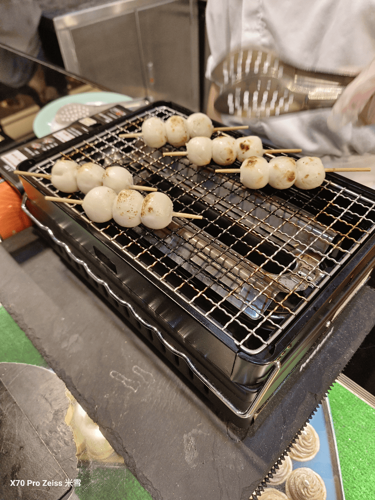 【宜蘭美食】礁溪長榮鳳凰酒店 ,桂冠自助餐廳晚餐開箱🍻 - 第21張圖 【宜蘭美食】礁溪長榮鳳凰酒店 ,桂冠自助餐廳晚餐開箱🍻