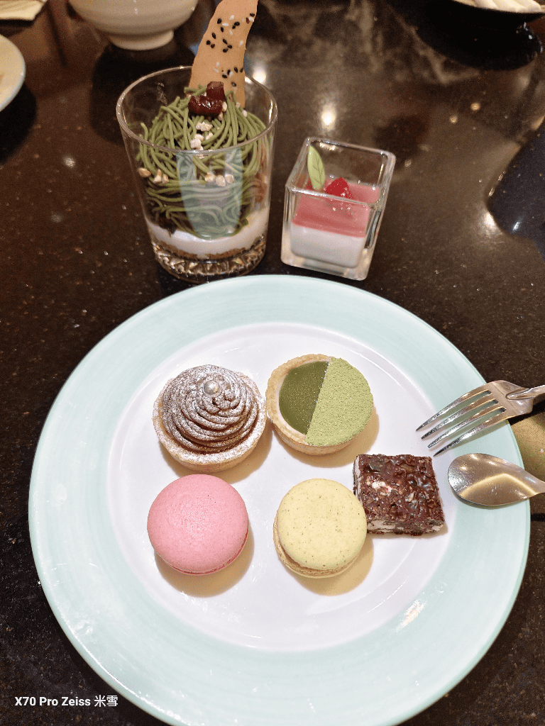 【宜蘭美食】礁溪長榮鳳凰酒店 ,桂冠自助餐廳晚餐開箱🍻 - 第26張圖 【宜蘭美食】礁溪長榮鳳凰酒店 ,桂冠自助餐廳晚餐開箱🍻