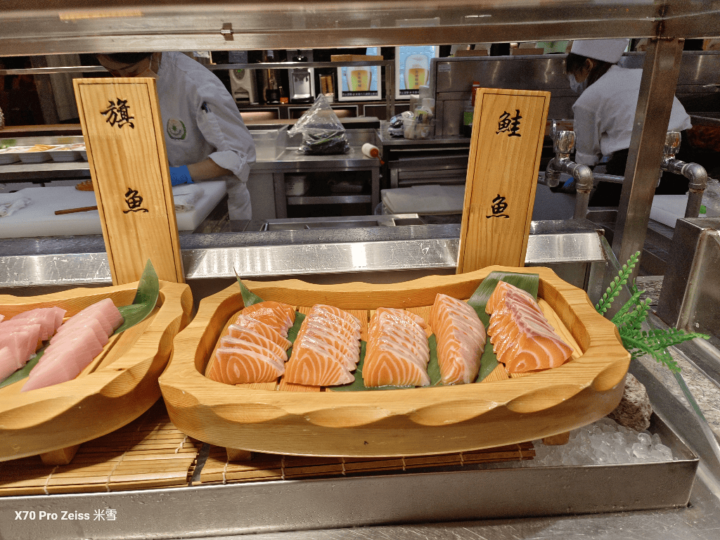 【宜蘭美食】礁溪長榮鳳凰酒店 ,桂冠自助餐廳晚餐開箱🍻 - 第4張圖 【宜蘭美食】礁溪長榮鳳凰酒店 ,桂冠自助餐廳晚餐開箱🍻