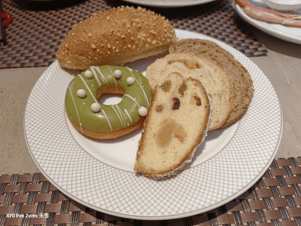 【台北吃到飽】香格里拉遠企CAFE14訪，海陸雙響盛宴開箱💞