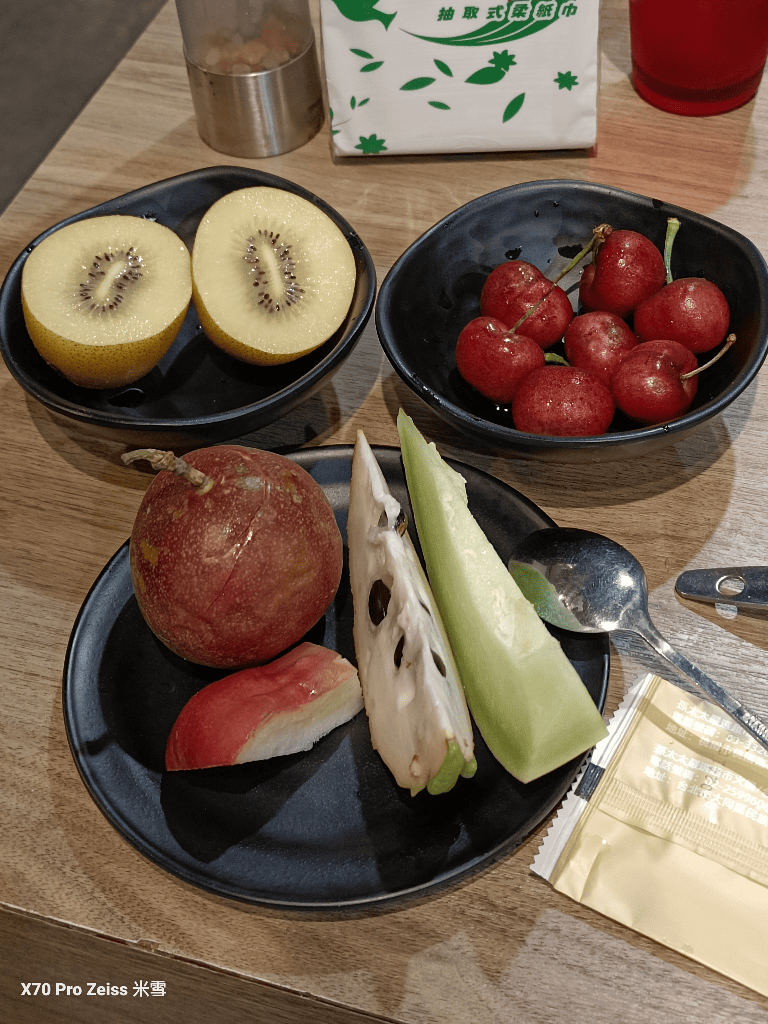 【桃園吃到飽】孫太太嚴選超市火鍋桃園店，帝王蟹、A5和牛、龍蝦等火烤吃到飽❤️