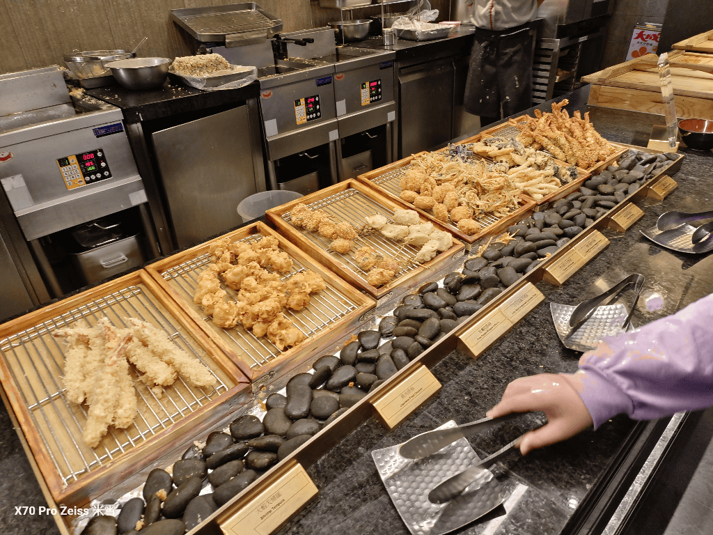 【新莊吃到飽】饗饗INPARADISE宏匯新莊店平日晚餐16訪，美食暢吃❤️