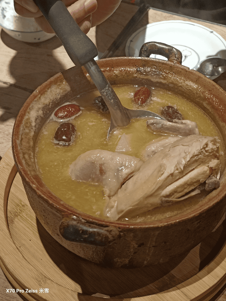 【台北美食】春韭晴光店，開箱全民乾爹黃仁勳的愛店😆