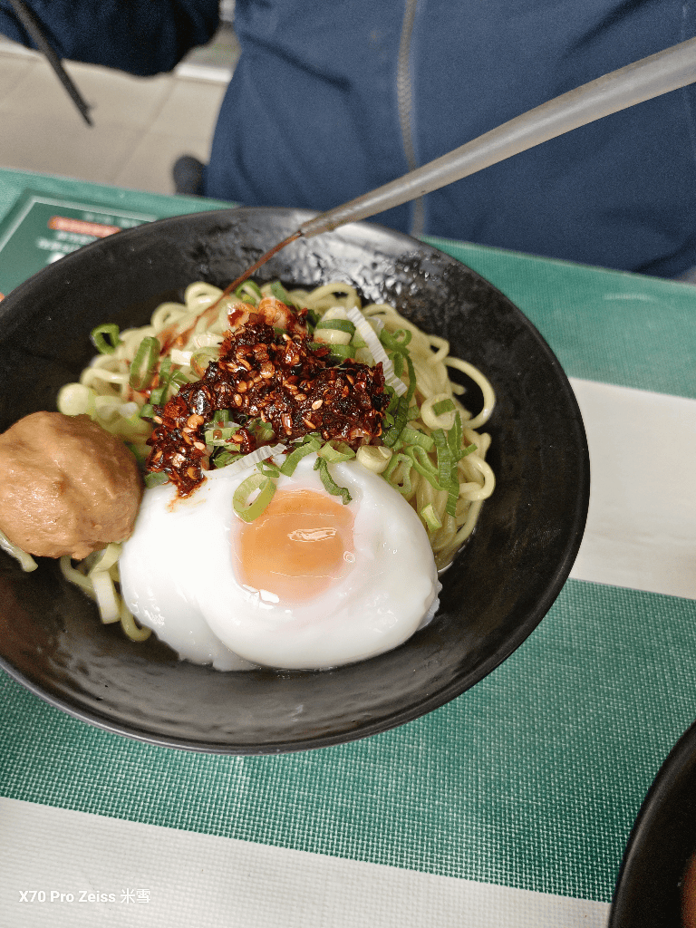 【新莊美食】三碗麵傻瓜麵，輔大週邊的知名美食