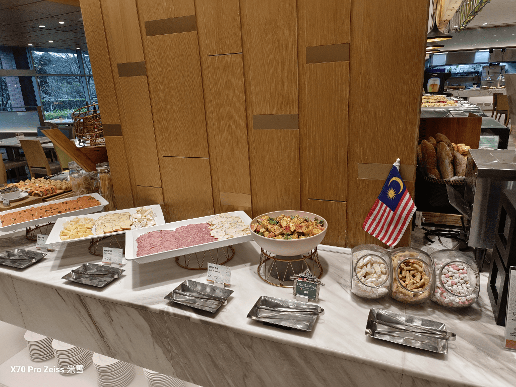 【台北吃到飽】台北六福萬怡酒店，敘日全日餐廳大啖星馬美食🍻