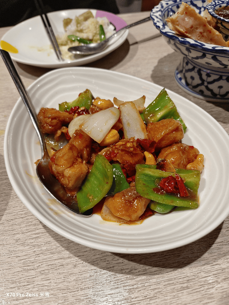 【新莊美食】饗泰多泰式風格餐廳新北新莊宏匯店再訪