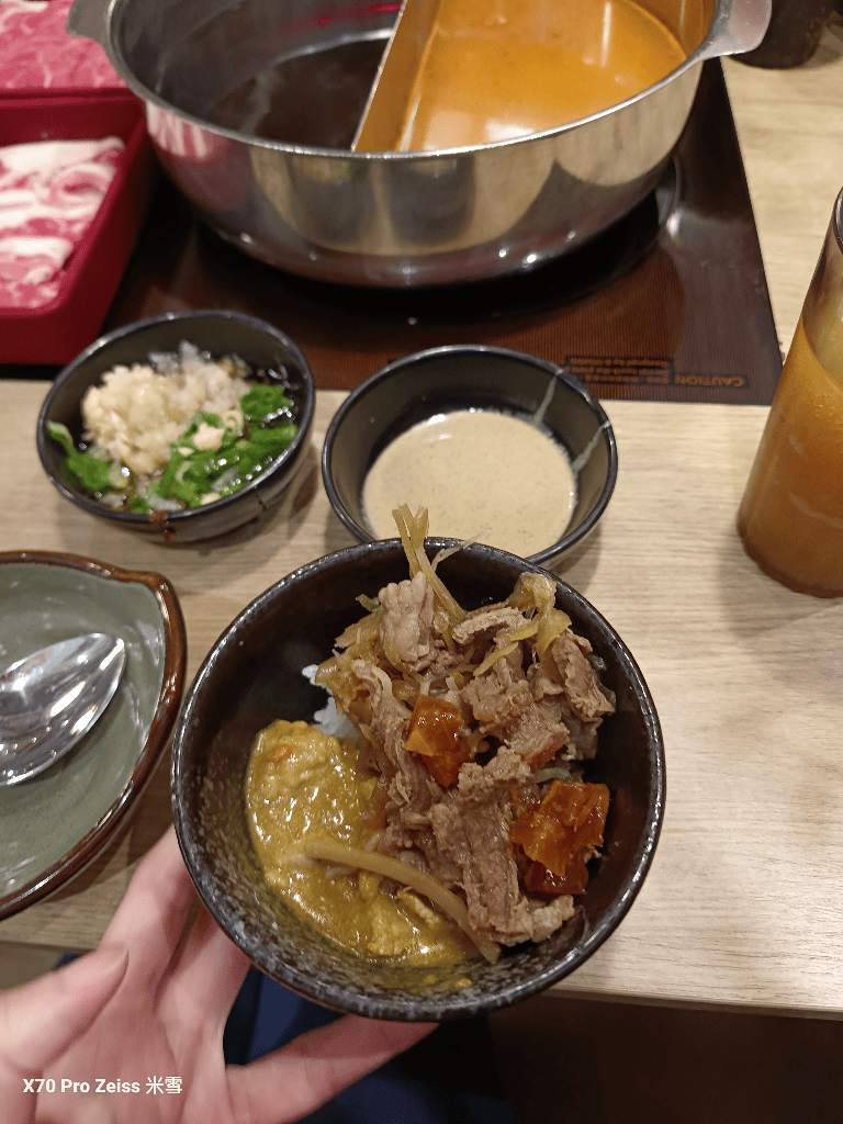 【新莊美食】涮乃葉新莊思源店，平日午餐不限時暢吃5H
