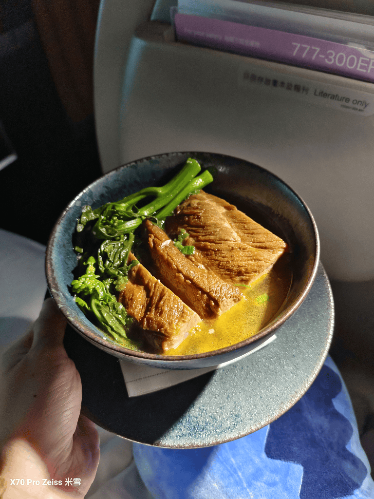 【紐約回來頭等飛機餐】國泰頭等艙777-300ER開箱🥂