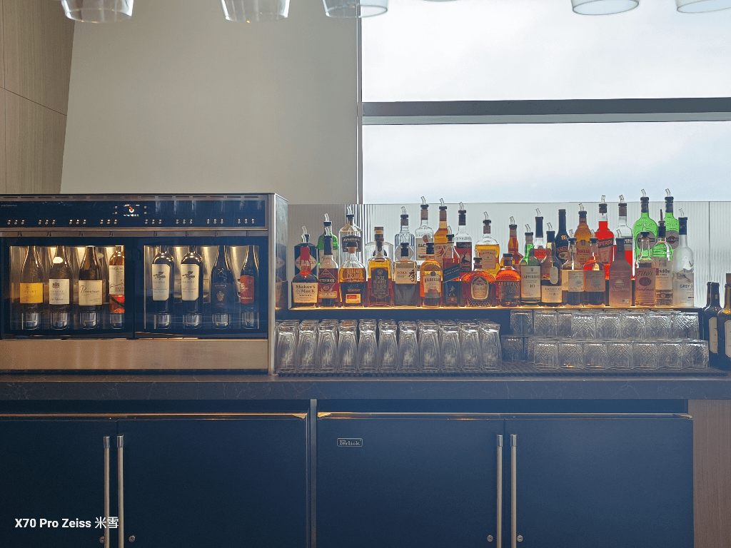 【美國紐約】JFK國際機場頭等貴賓室，SOHO LOUNGE開箱🥂
