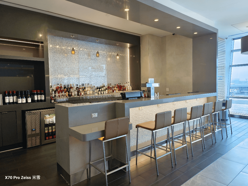 【美國紐約】JFK國際機場頭等貴賓室，SOHO LOUNGE開箱🥂