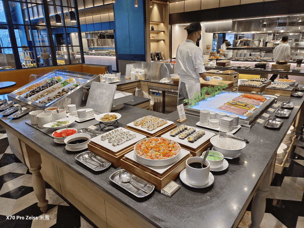 【八里吃到飽】八里福朋喜來登酒店TheMeshKitchen，龍蝦&生食級干貝自由