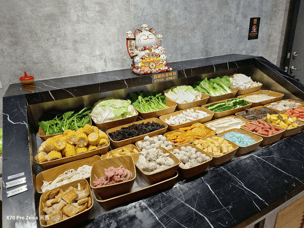【新莊吃到飽】築間幸福鍋物新莊中悅店12訪，平價好吃的鍋物吃到飽
