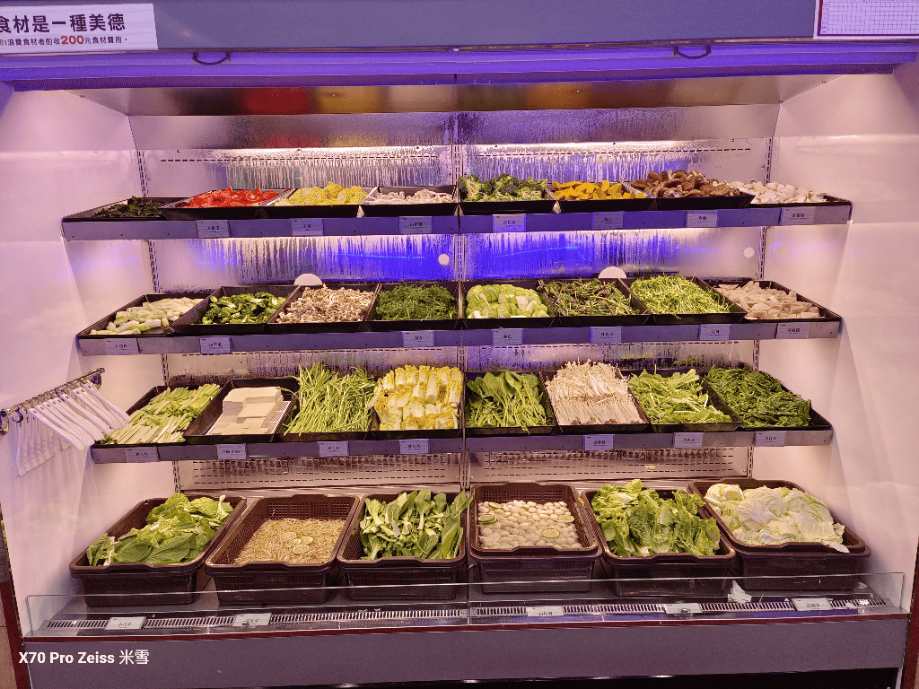 【桃園吃到飽】極千葉火鍋文中店開箱 - 第23張圖 【桃園吃到飽】極千葉火鍋文中店開箱