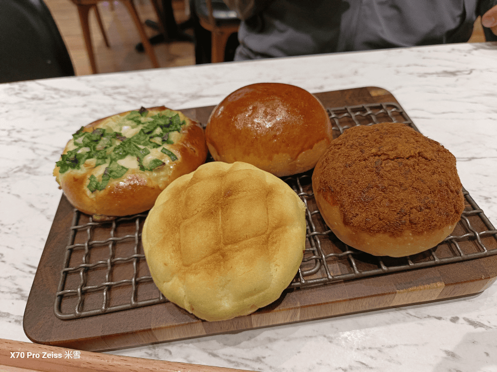 【板橋美食】嵜本高級生吐司專門店板橋大遠百店，生吐司放題快閃☕