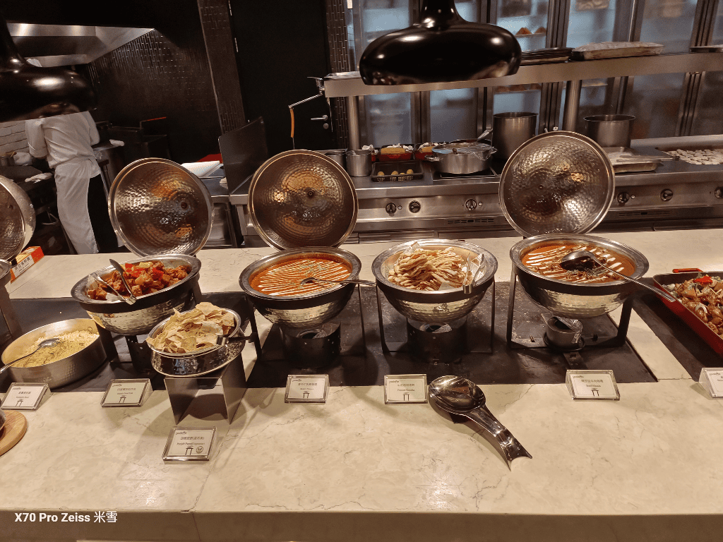 【台北吃到飽】台北美福大飯店彩匯午餐44訪，金卡買一送一❤️