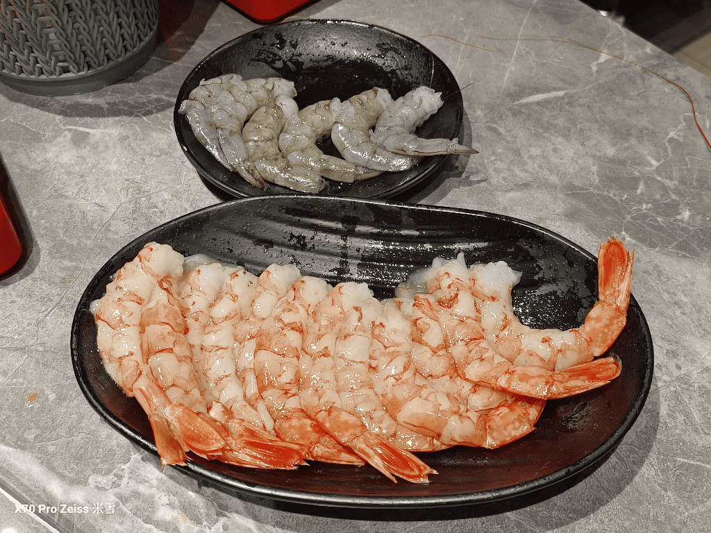 【林口吃到飽】小蒙牛林口店再訪，生食級干貝回歸💞