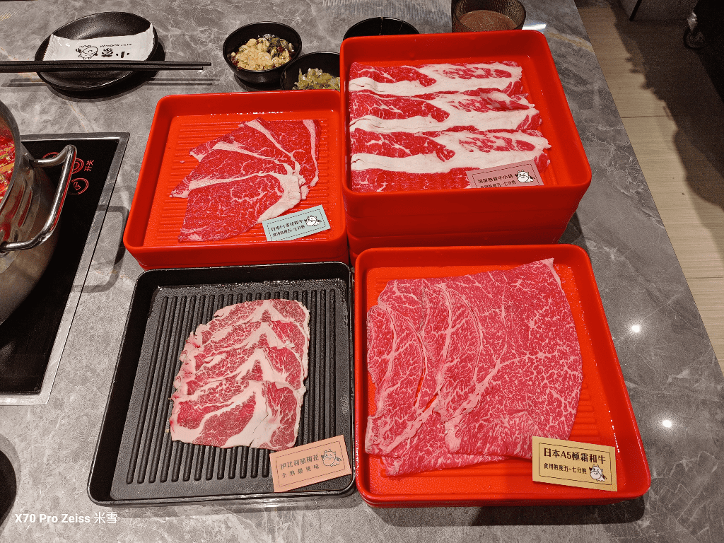 【林口吃到飽】小蒙牛林口店再訪，生食級干貝回歸💞