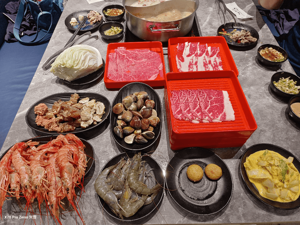 【林口吃到飽】小蒙牛林口店再訪，生食級干貝回歸💞