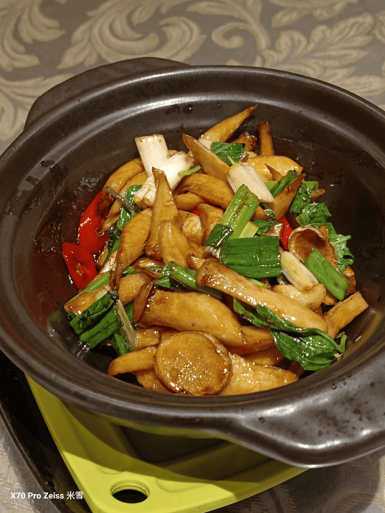 【台北美食】御鼎香脆皮烤鴨餐廳，烤鴨達人賽的冠軍烤鴨開箱❤️
