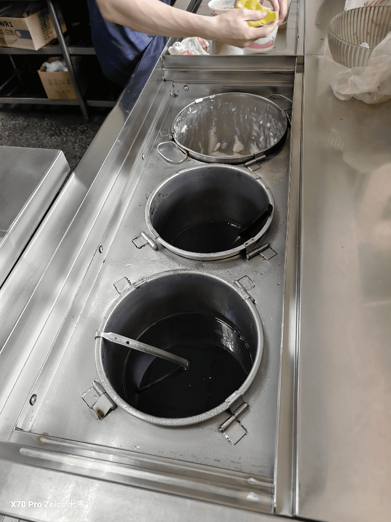 【新莊美食】一口入魂雞白湯拉麵&輔大興德屏東夜市豆花 - 第12張圖 【新莊美食】一口入魂雞白湯拉麵&輔大興德屏東夜市豆花