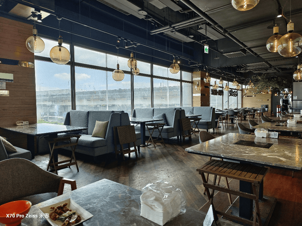 【林口吃到飽】2202想干麻火鍋林口店,精緻火鍋吃到飽 - 第2張圖 【林口吃到飽】2202想干麻火鍋林口店,精緻火鍋吃到飽