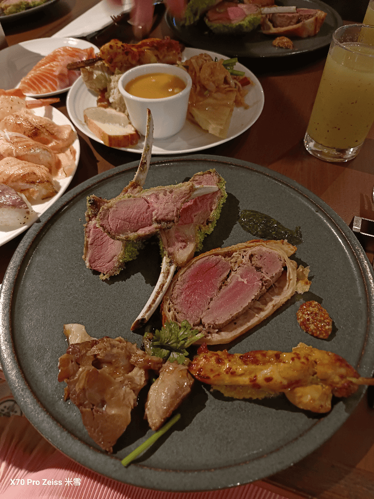 【台北吃到飽】台北JR東日本大飯店 ，鉑麗安全日餐廳泰國美食節開箱🎉