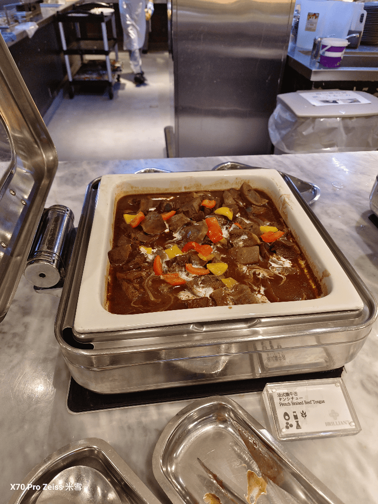 【台北吃到飽】台北JR東日本大飯店 ，鉑麗安全日餐廳泰國美食節開箱🎉