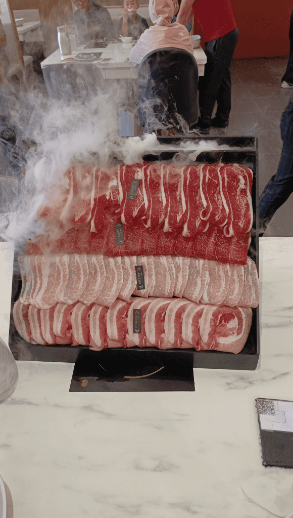 【桃園美食】嗑肉石鍋桃園春日店(二代店)，浮誇雙人套餐開箱🥰