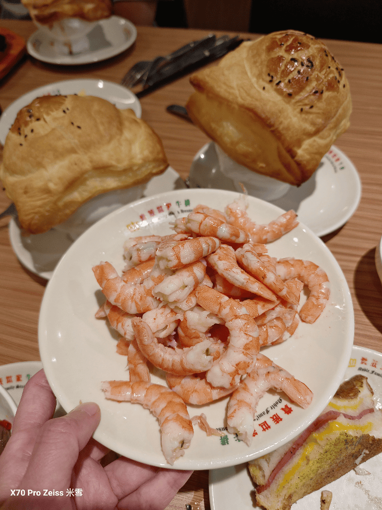 【板橋吃到飽】貴族世家板橋板新店，新店開箱