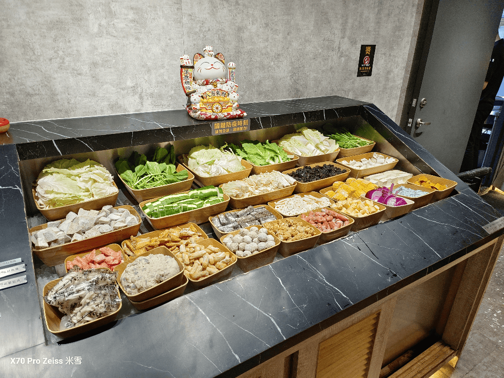 【新莊美食】築間幸福鍋物新莊中悅廣場店，自助吧吃到飽