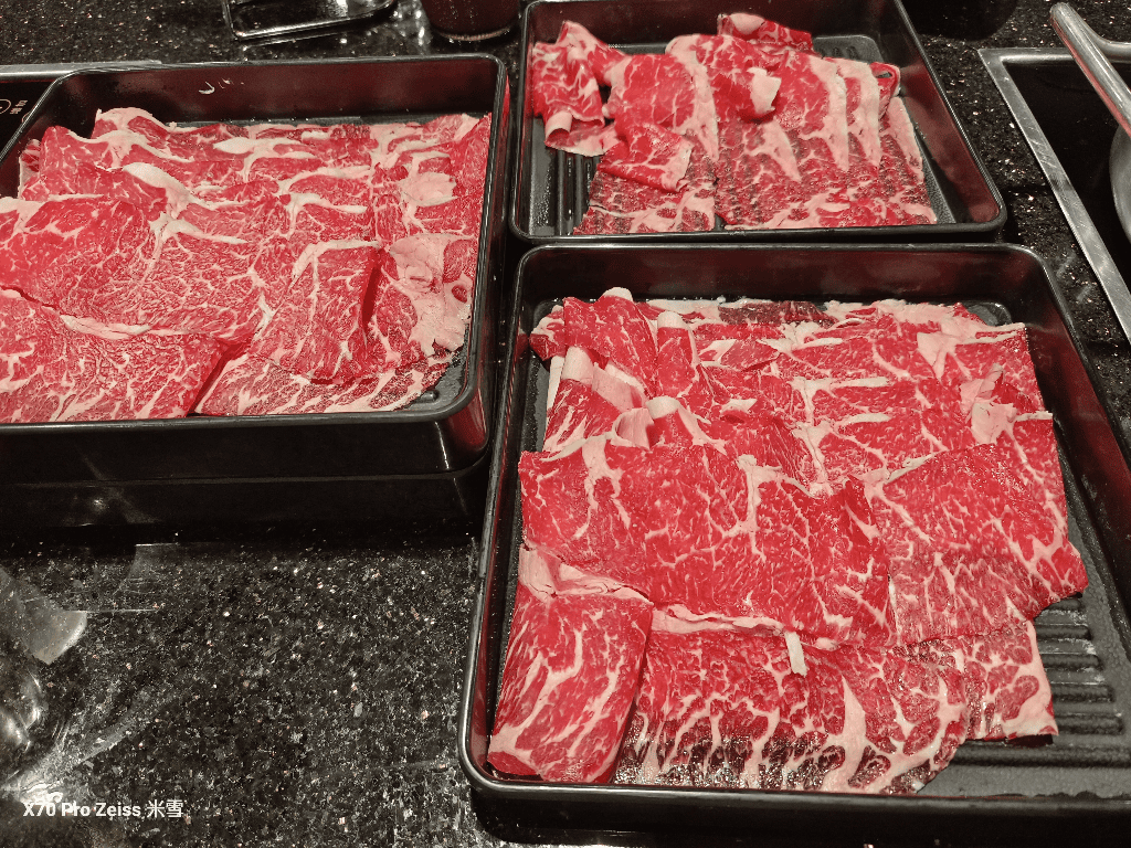 【新莊美食】金大鋤壽喜燒 ，平價好吃的壽喜燒吃到飽