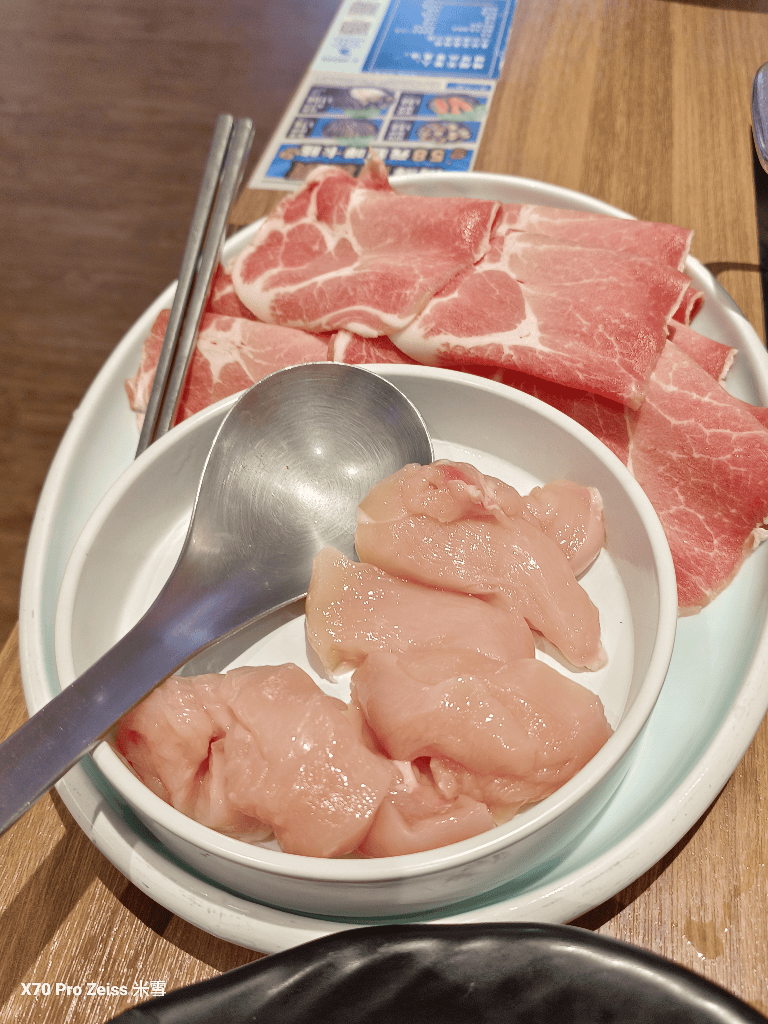【新莊美食】這一小鍋新莊輔大店,最低只要180吃到飽 - 第11張圖 【新莊美食】這一小鍋新莊輔大店,最低只要180吃到飽