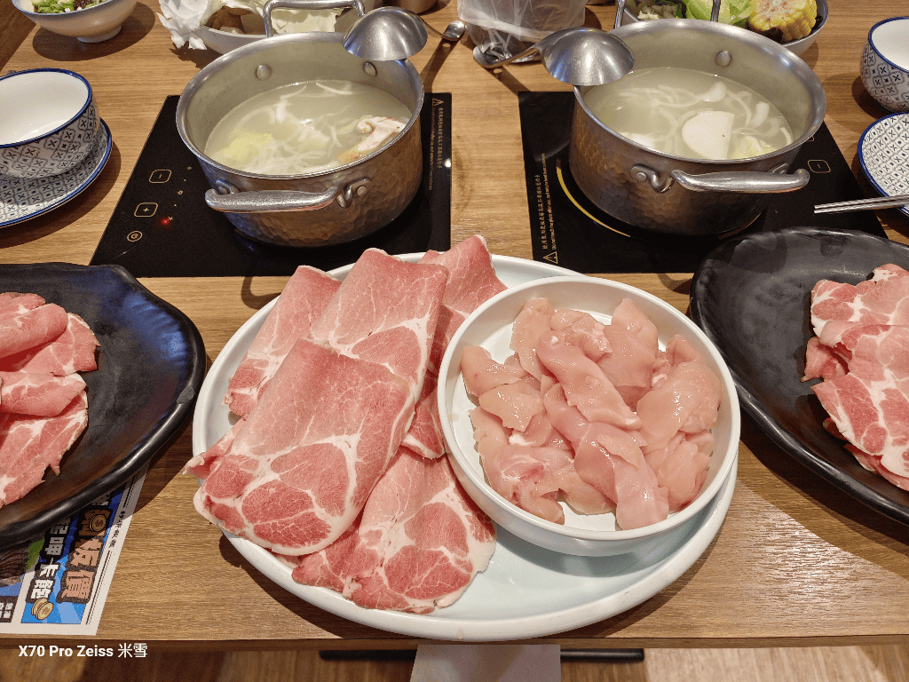 【新莊美食】這一小鍋新莊輔大店,最低只要180吃到飽 - 第8張圖 【新莊美食】這一小鍋新莊輔大店,最低只要180吃到飽