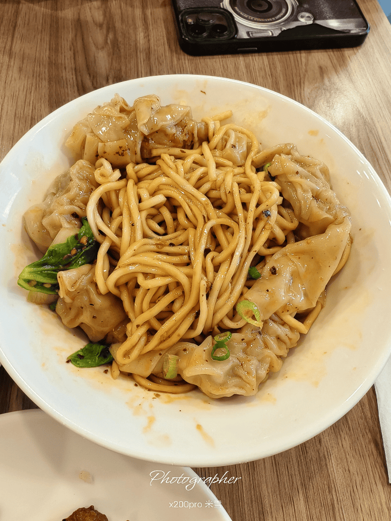 【新莊美食】小本經營新莊店，鼎泰豐出來的師傅開的店嚐鮮