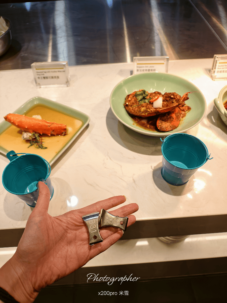 【台北寒舍艾美酒店 】探索廚房自助餐枱升級登場全台首發，帝王蟹、龍蝦、干貝、鮑魚及和牛通通都有❤️❤️❤️