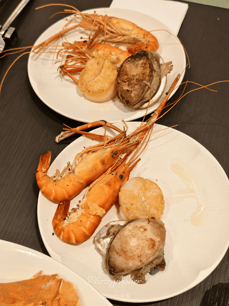【台北寒舍艾美酒店 】探索廚房自助餐枱升級登場全台首發，帝王蟹、龍蝦、干貝、鮑魚及和牛通通都有❤️❤️❤️
