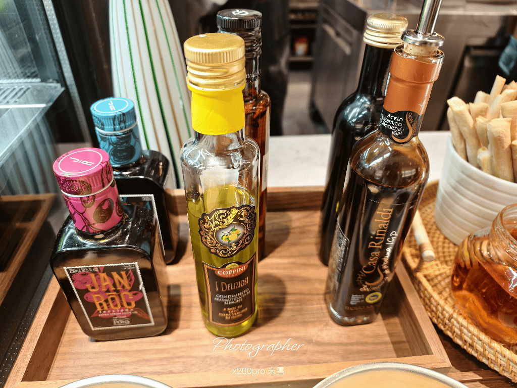【台北寒舍艾美酒店 】探索廚房自助餐枱升級登場全台首發，帝王蟹、龍蝦、干貝、鮑魚及和牛通通都有❤️❤️❤️