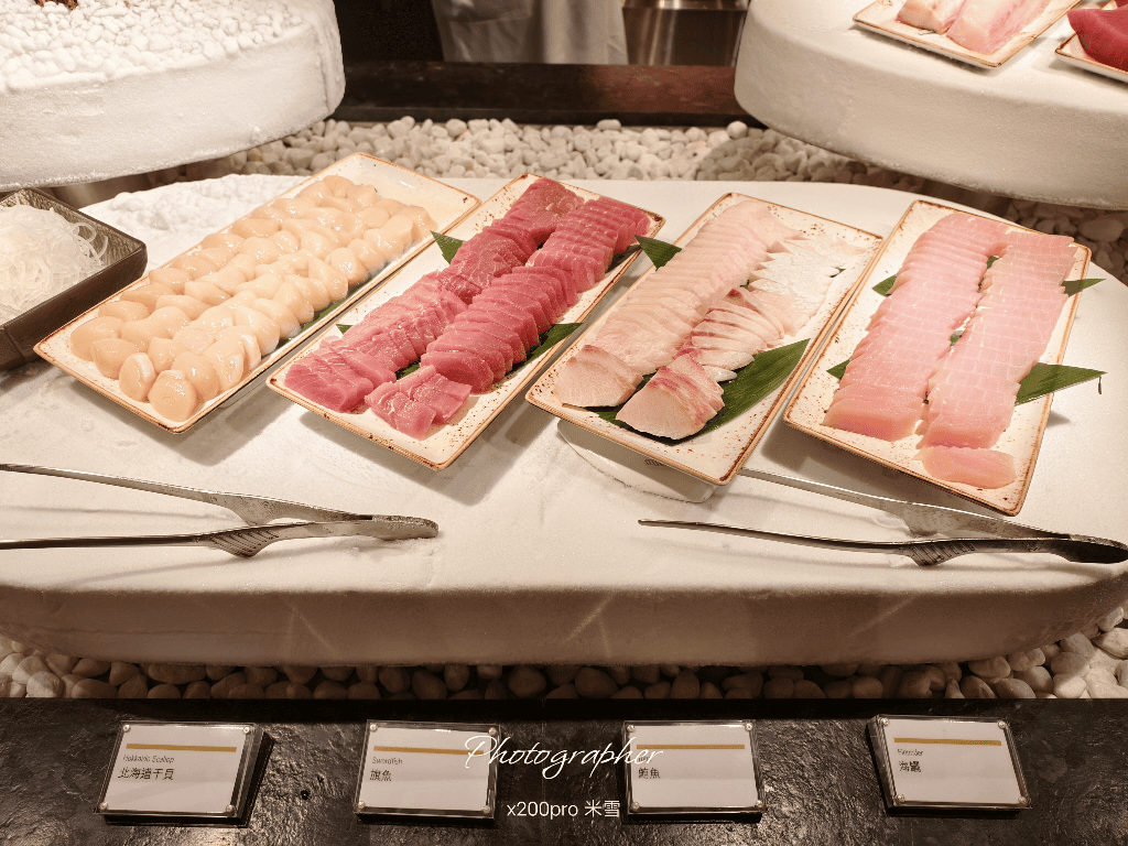 【台北寒舍艾美酒店 】探索廚房自助餐枱升級登場全台首發，帝王蟹、龍蝦、干貝、鮑魚及和牛通通都有❤️❤️❤️