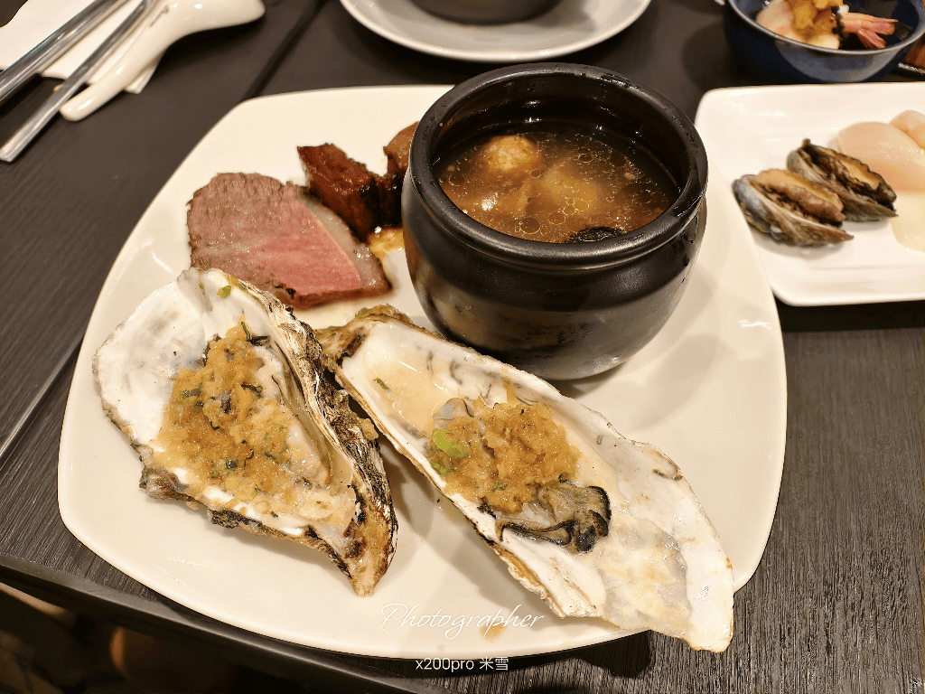 【台北寒舍艾美酒店 】探索廚房自助餐枱升級登場全台首發，帝王蟹、龍蝦、干貝、鮑魚及和牛通通都有❤️❤️❤️