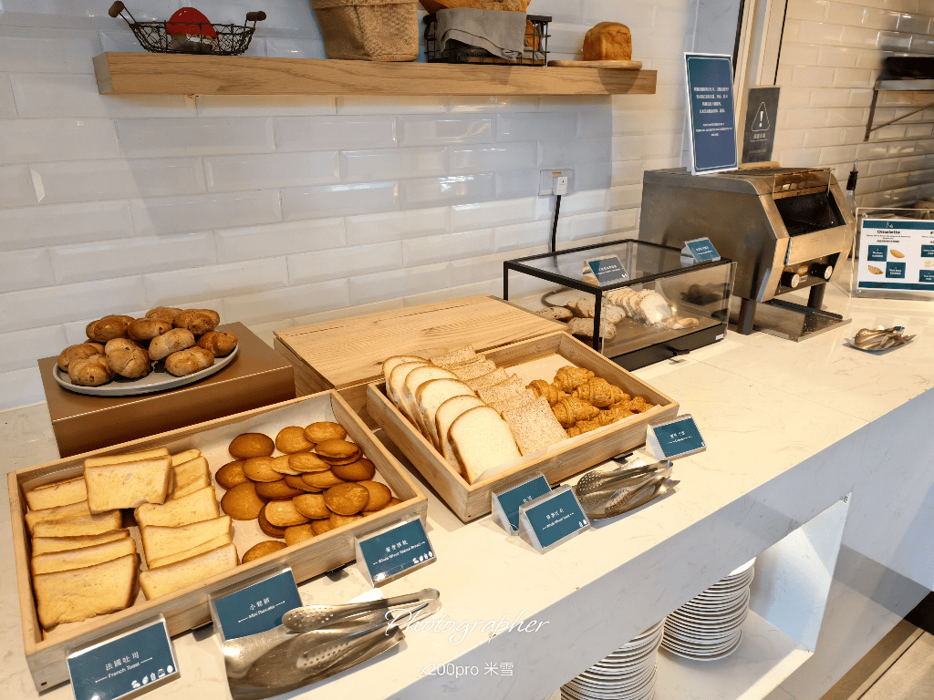 【新莊美食】新莊凱悅嘉軒酒店，青焰炭火熟成牛排早餐再訪