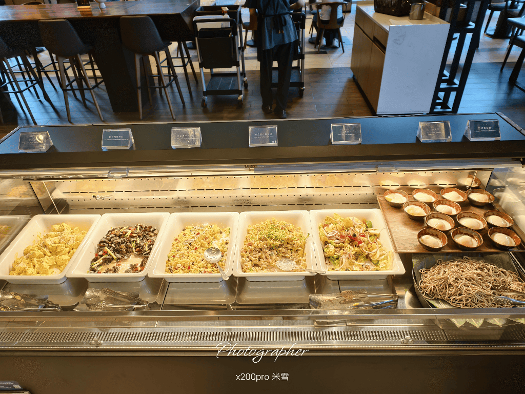 【新莊美食】新莊凱悅嘉軒酒店，青焰炭火熟成牛排早餐再訪