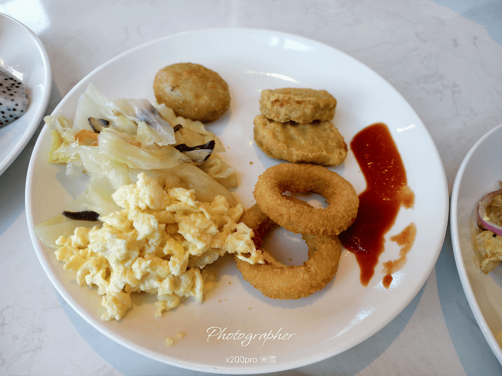 【新莊美食】新莊凱悅嘉軒酒店，青焰炭火熟成牛排早餐再訪