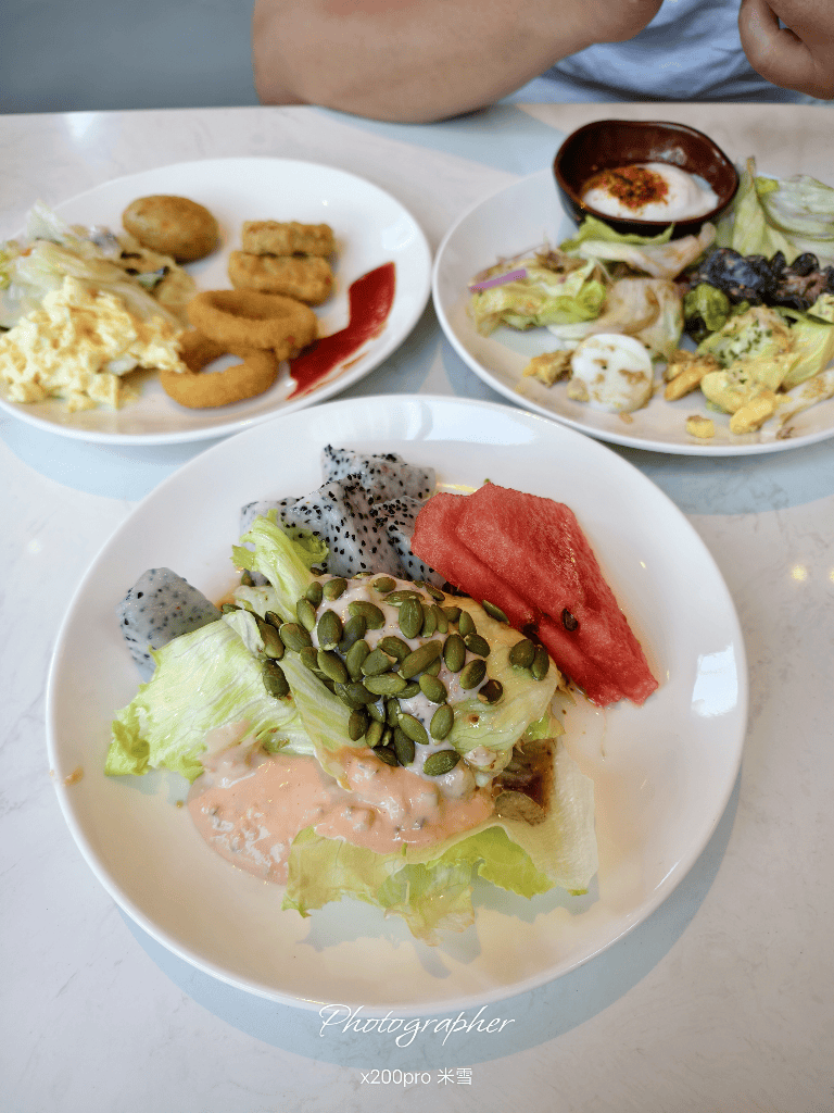 【新莊美食】新莊凱悅嘉軒酒店，青焰炭火熟成牛排早餐再訪