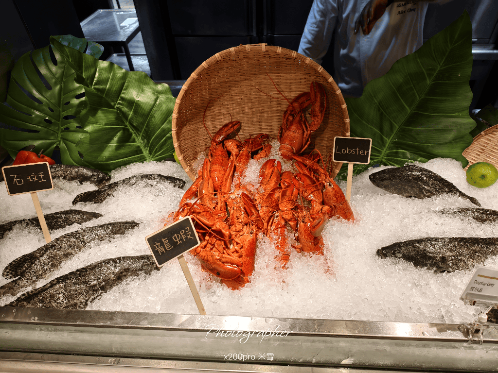 【台北寒舍艾美酒店 】探索廚房自助餐枱升級登場3訪，帝王蟹、龍蝦、干貝、鮑魚及和牛通通都有❤️❤️❤️