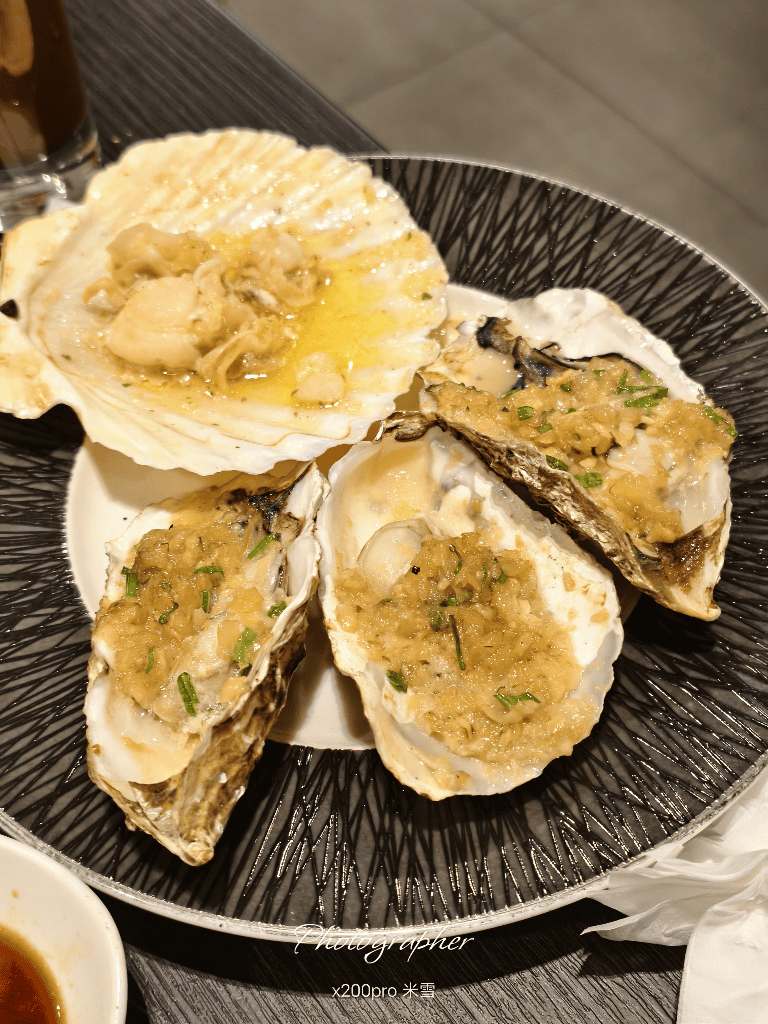 【台北寒舍艾美酒店 】探索廚房自助餐枱升級登場3訪，帝王蟹、龍蝦、干貝、鮑魚及和牛通通都有❤️❤️❤️
